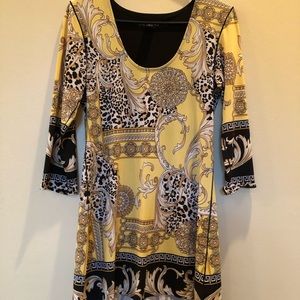 Eva Varro small tunic or short dress